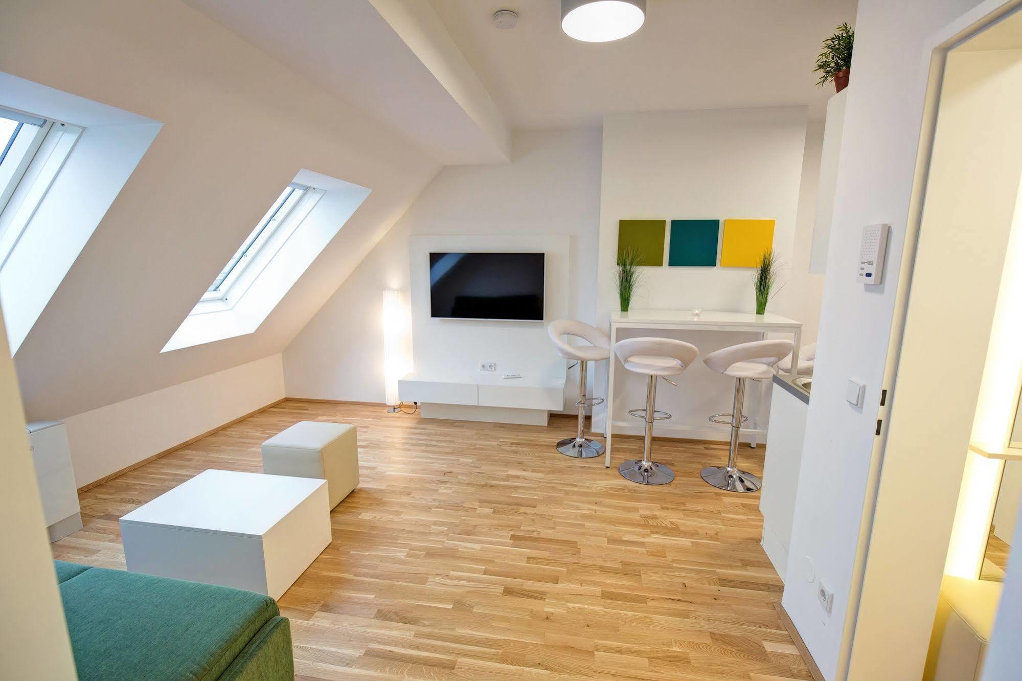 Smart Apart Living - Wien Hauptbahnhof - Self Check-In Екстер'єр фото